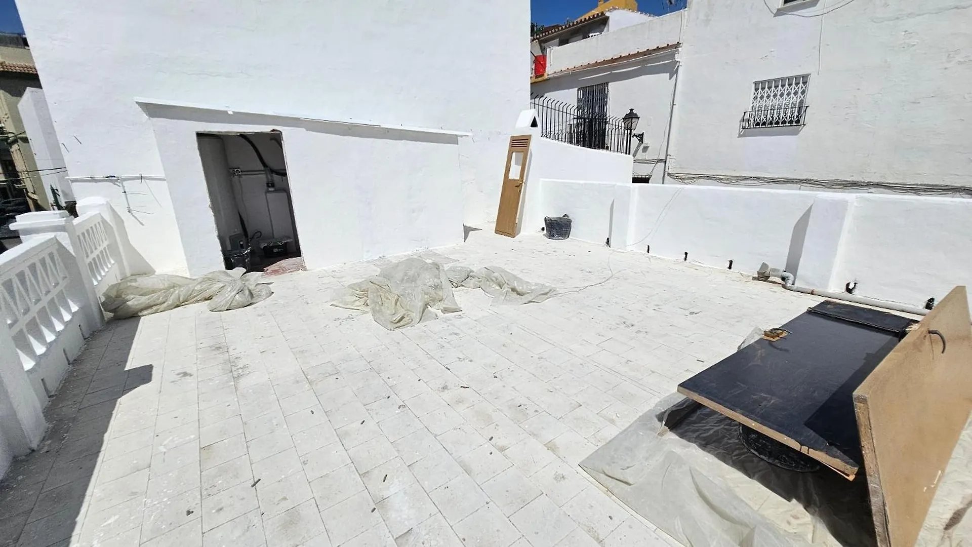 Oasis Jacuzzi Retreat II Apartment Marbella
